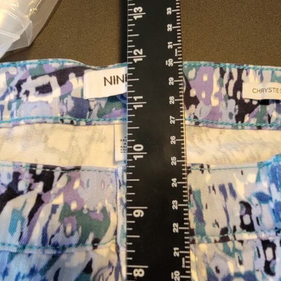 Nine West Women's Chrystie Capri Rolled Cuff Natural‎ Waist Jeans Blue Size 10 - Picture 11 of 12